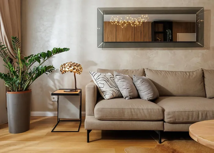 Pure Living Apartment W. Private Parking