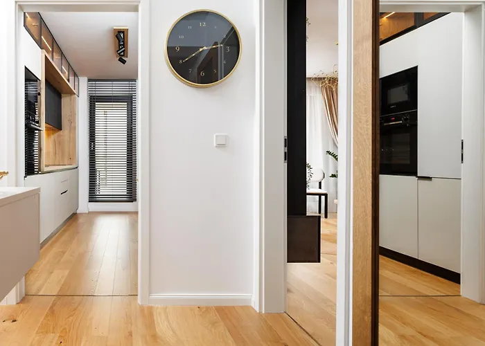 Pure Living Apartment W. Private Parking