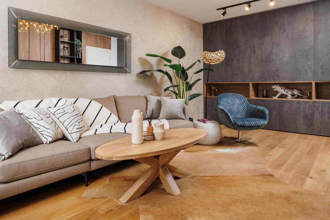 Apartment Pure Living W. Private Parking *
